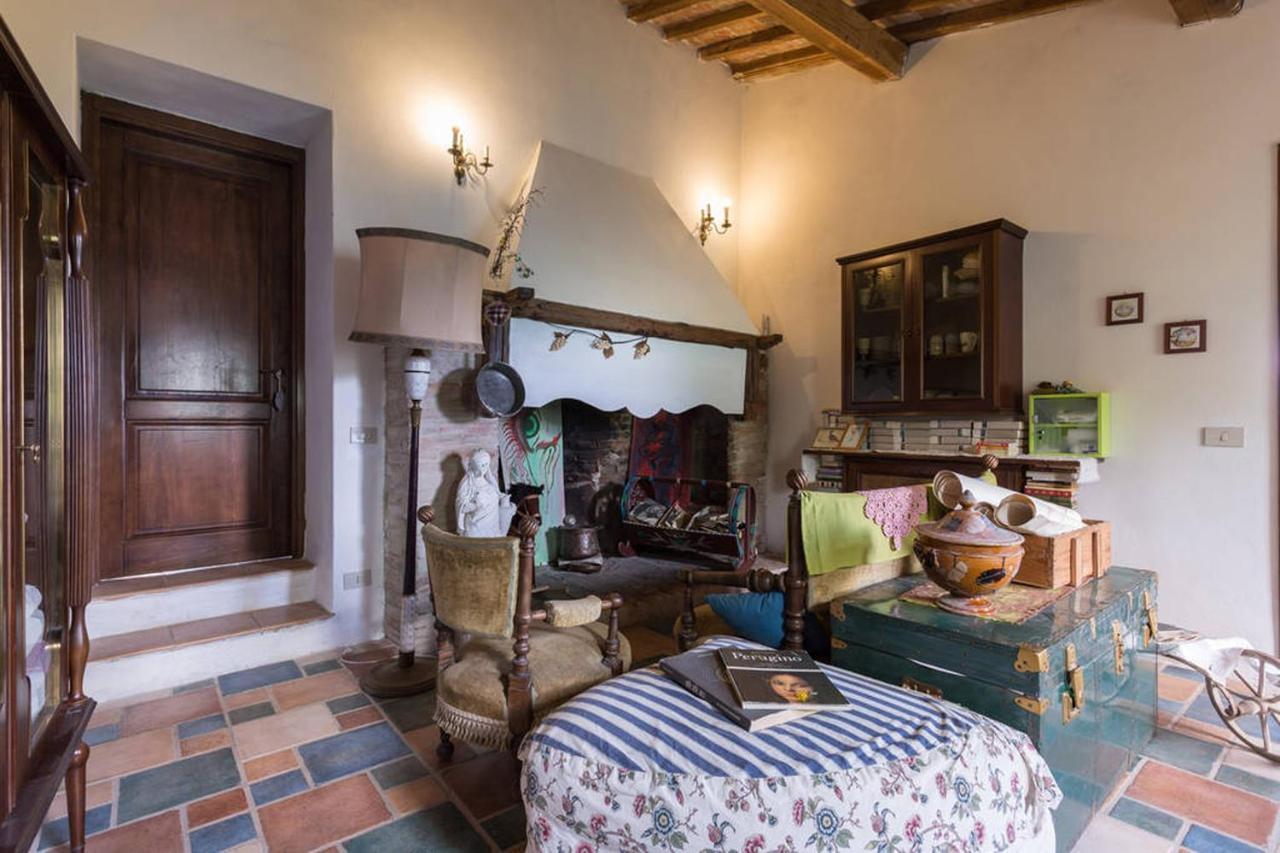 Agriturismo Il Poggio Degli Scoiattoli Bed & Breakfast Perugia Luaran gambar