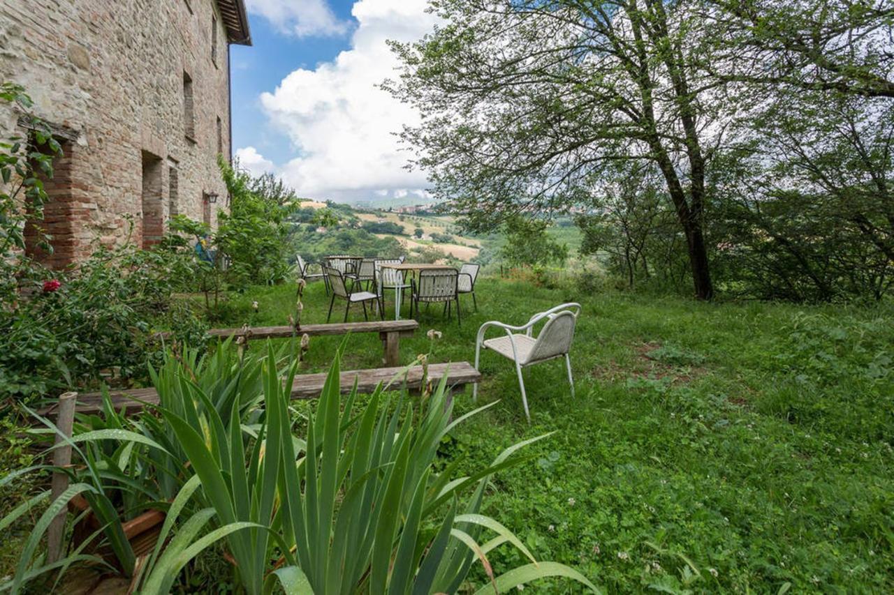 Agriturismo Il Poggio Degli Scoiattoli Bed & Breakfast Perugia Luaran gambar